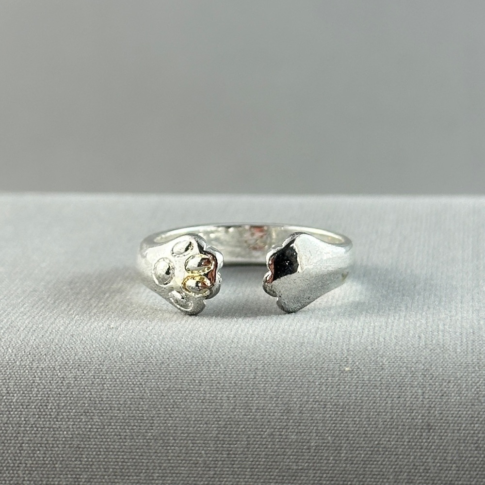 Paw Print 🐾 Ring - Silver Plated